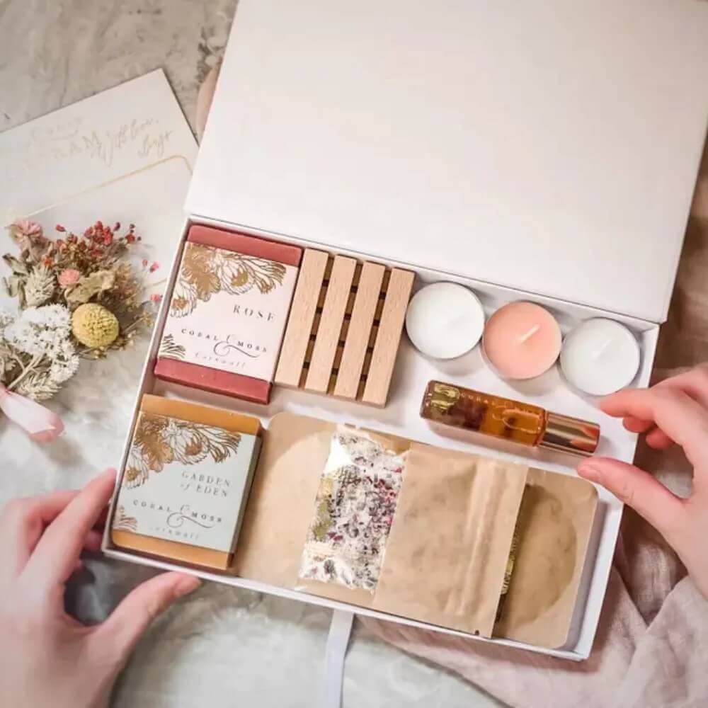 spa-night-gift-set-coral-moss
